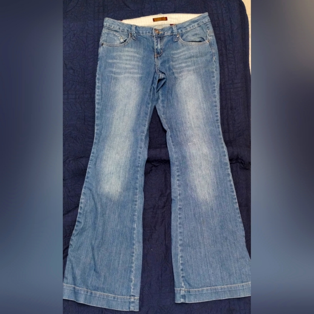Woman's size 11 jeans
